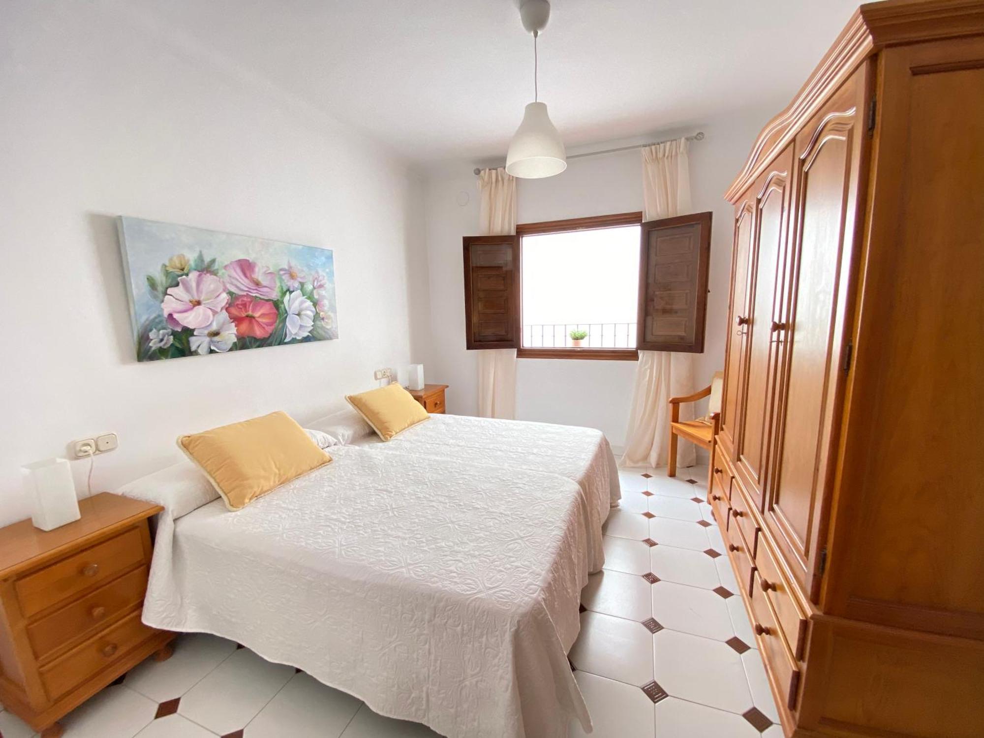 Casa Miguel - 3 Beautiful Apartments Availabe Sayalonga المظهر الخارجي الصورة